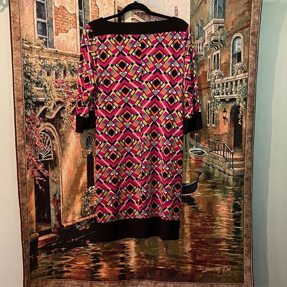Emma & Michele Geometric Pink and Black Dress - Picture 2 of 4